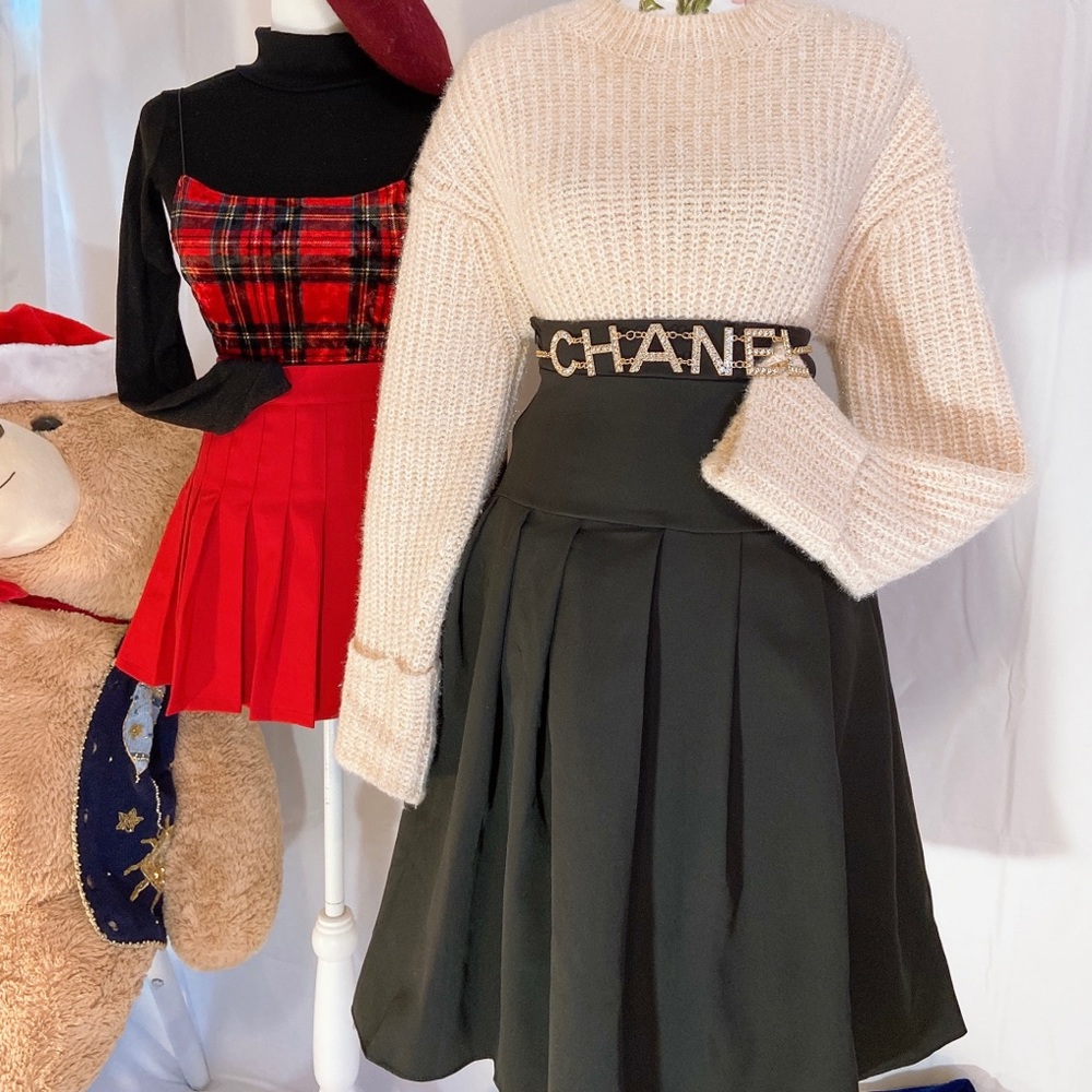 Sold Winter Outfits 7 - Picture 2 of 5